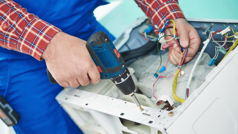 Akhisar Baxi Baxi çamaşır makinesi kart tamiri – Su almama arızası orijinal parça ile giderildi. - Teknik servis örneği